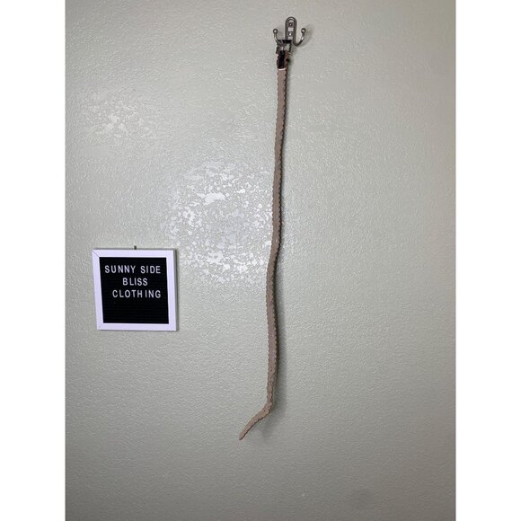 Betsey Johnson Black Brown Skinny Floral Belt Scallop Trim Size Large L - Picture 9 of 12